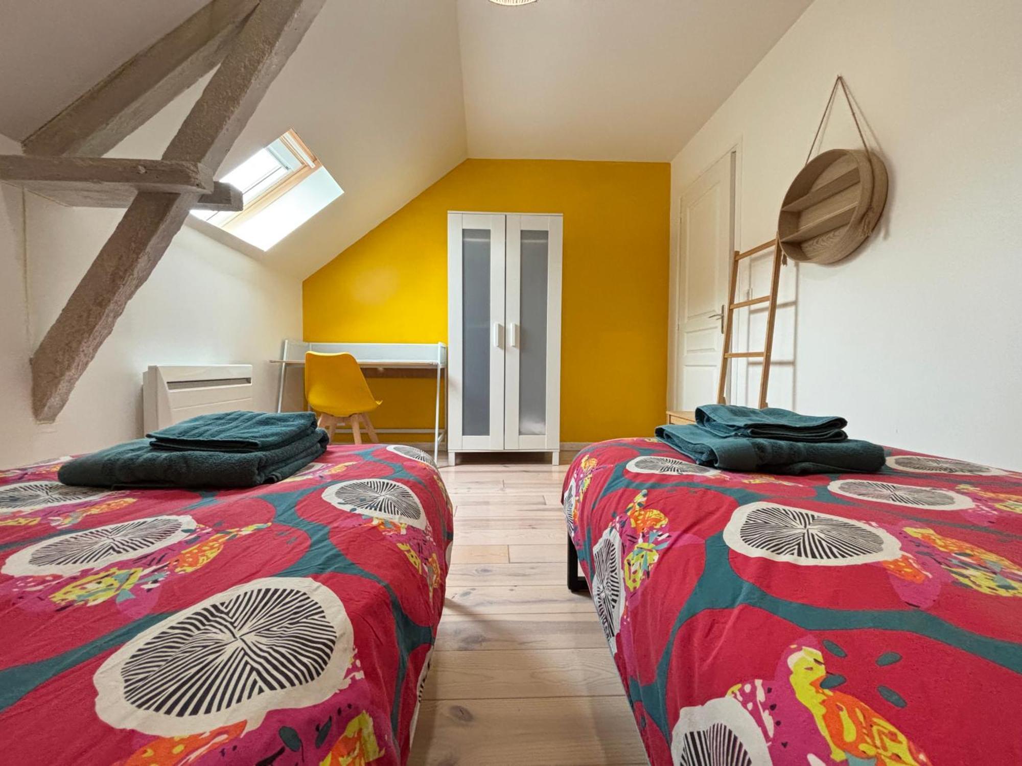Maison avec jardin, près plages du débarquement, table ping pong, à 800 m d' Omaha beach adaptée jeunes enfants Vierville-sur-Mer Exterior foto